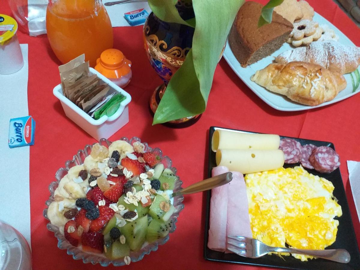 B&B Il Girasole SantʼAnna Arresi 外观 照片