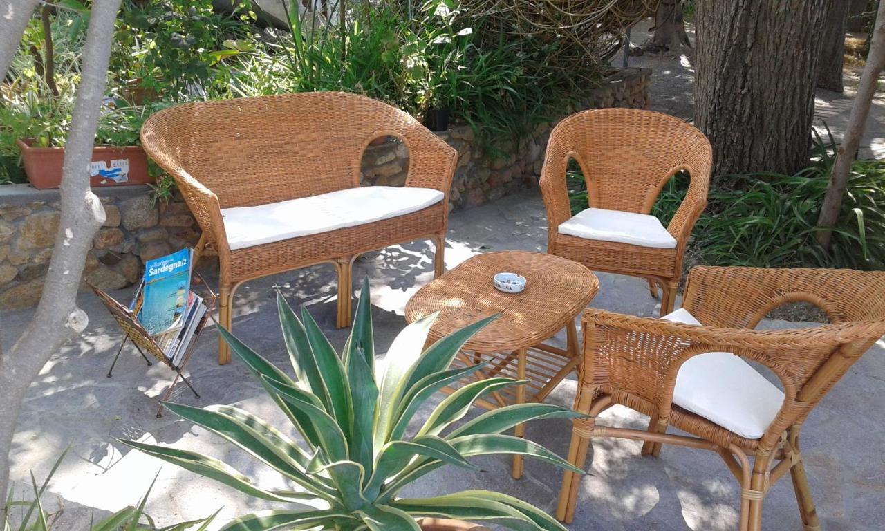 B&B Il Girasole SantʼAnna Arresi 外观 照片
