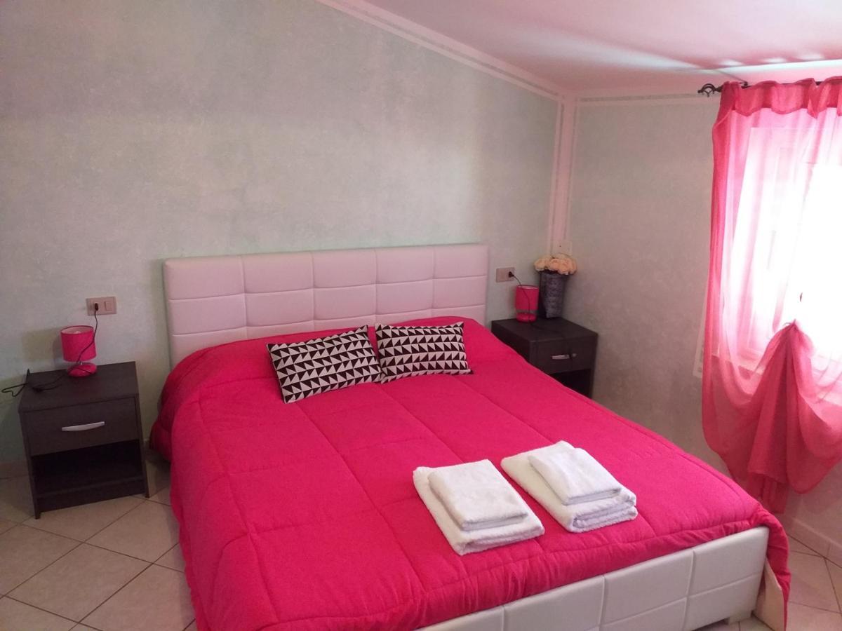 B&B Il Girasole SantʼAnna Arresi 外观 照片