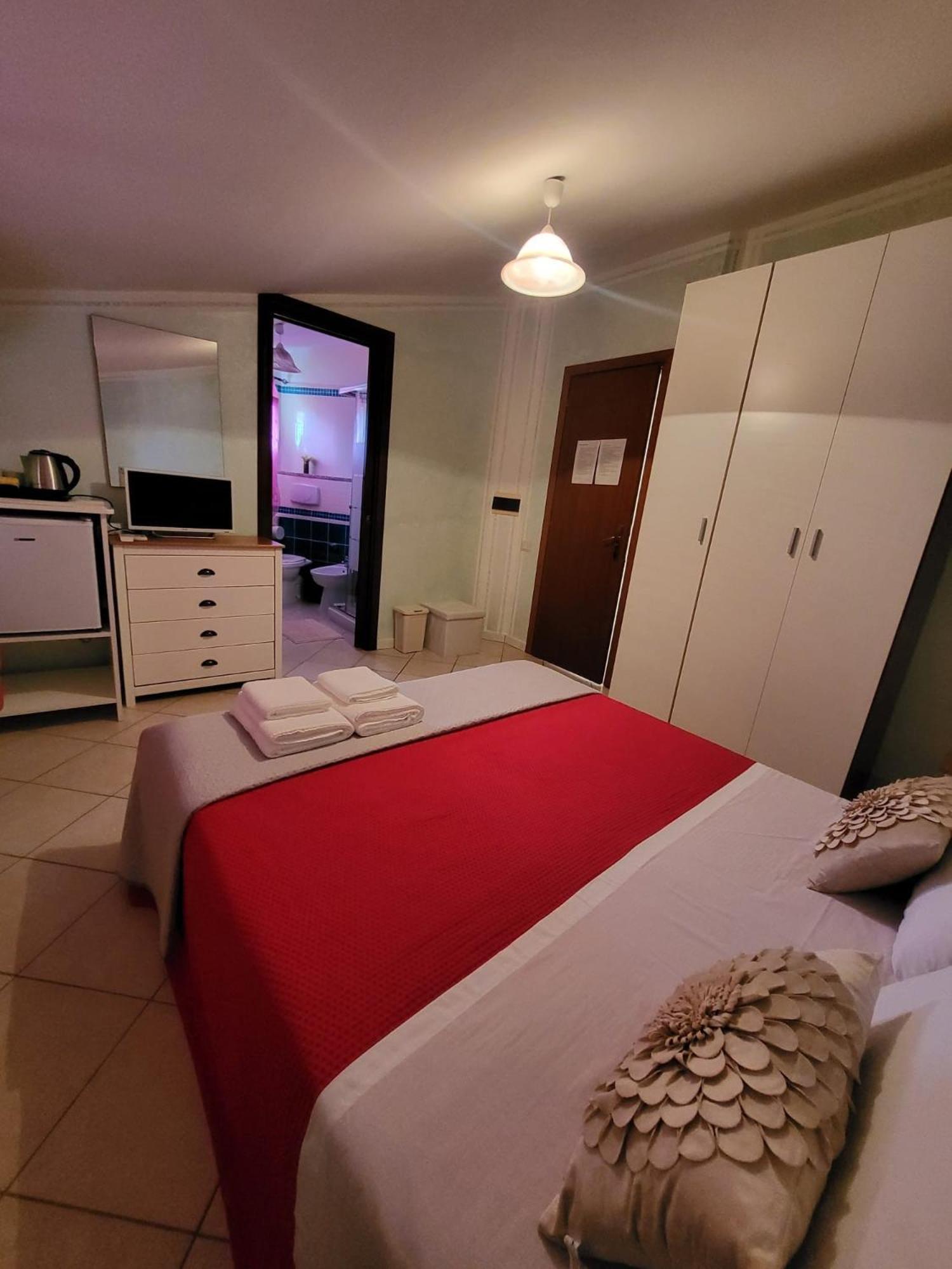 B&B Il Girasole SantʼAnna Arresi 外观 照片